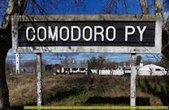 Zapatilla De Goma      Los Escondidos En el Lago, Se Embroman…