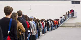 Momento, Para Criticar al Peronismo… Haga la Cola