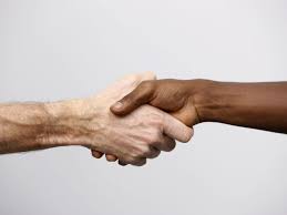 ¿Negros,Blancos o Humanos?