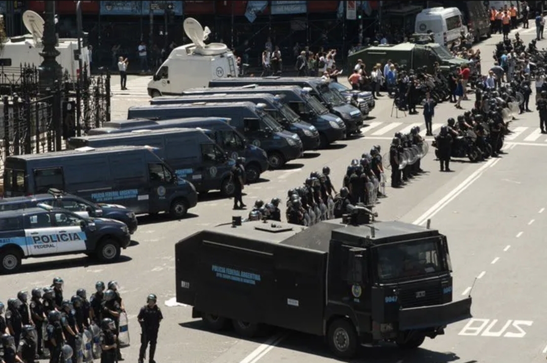 Foto 24 -3-1976… Perdón, 19-3-2025